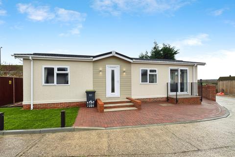 2 bedroom park home for sale, Tonbridge, Kent, TN11