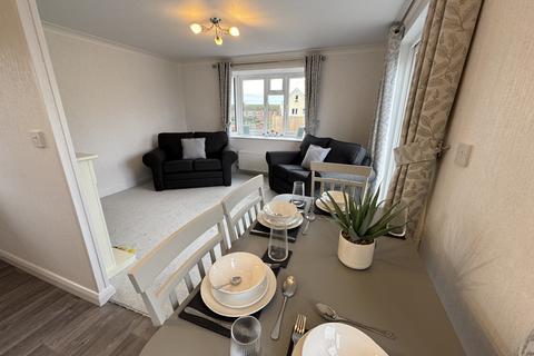 2 bedroom park home for sale, Tonbridge, Kent, TN11