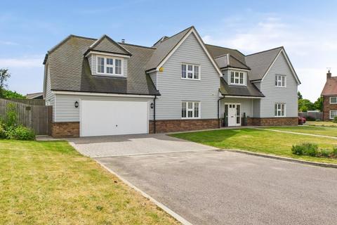 5 bedroom detached house for sale, Benham Close, Goldhanger