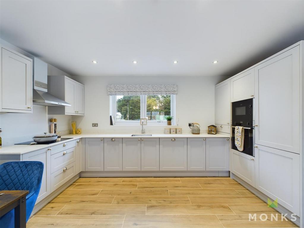 Kitchen.jpg