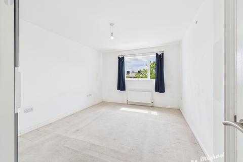 2 bedroom flat for sale, Jubilee Square, Aylesbury