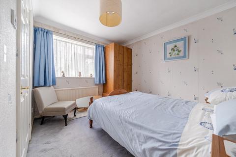 10 Dover Close, Alresford, SO24 9PG