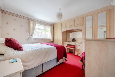 10 Dover Close, Alresford, SO24 9PG