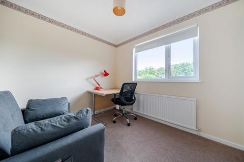 10 Dover Close, Alresford, SO24 9PG