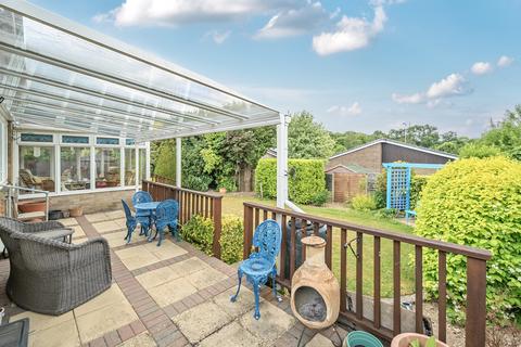 10 Dover Close, Alresford, SO24 9PG