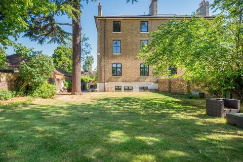2 bedroom flat for sale, Catherine Road, Surbiton KT6