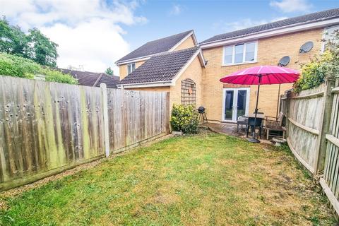 2 bedroom house for sale, Derry Close, Guildford GU12