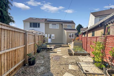 37 Fairlyn Drive, Bristol, BS15 4PX