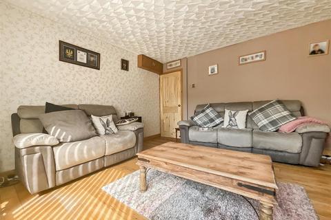 37 Fairlyn Drive, Bristol, BS15 4PX