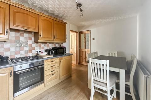 37 Fairlyn Drive, Bristol, BS15 4PX