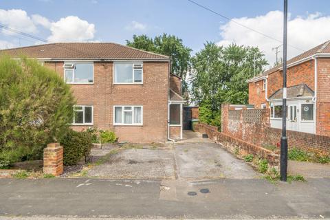 111 Cornwall Road, Southampton, SO18 2QX