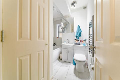 undefined, Debruin Court, 17 Ferry Street, Isle Of Dogs, London, E14