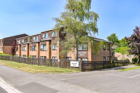 1 bedroom apartment for sale, Lymington Road, Highcliffe, Christchurch, BH23