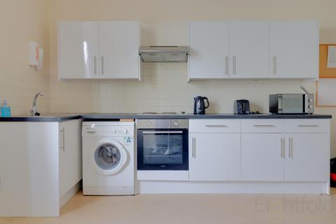 1 bedroom in a house share to rent, Chesham Road, Brighton