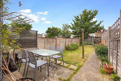 3 bedroom terraced house for sale, Milton Road, Gillingham