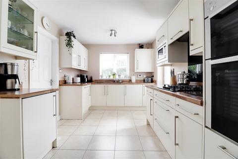 3 bedroom detached house for sale, Cohort Close, Brough