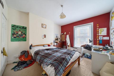 12b Wheatfield Way, Kingston Upon Thames, KT1 2QS