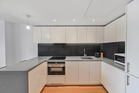 Studio to rent, Landmark Pinnacle E14