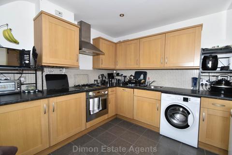 2 bedroom flat for sale, Parry Court, Gosport