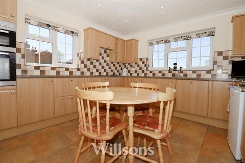 3 bedroom detached bungalow for sale, Cul De Sac, Stickford, Boston