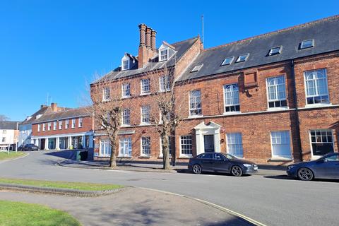 Office to rent, 15 The Broadway Hatfield AL9 5HZ