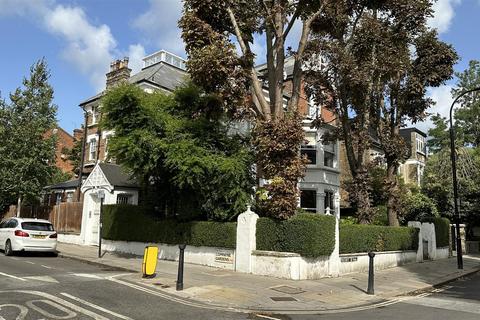 1 bedroom flat for sale, Compayne Gardens, South Hampstead NW6
