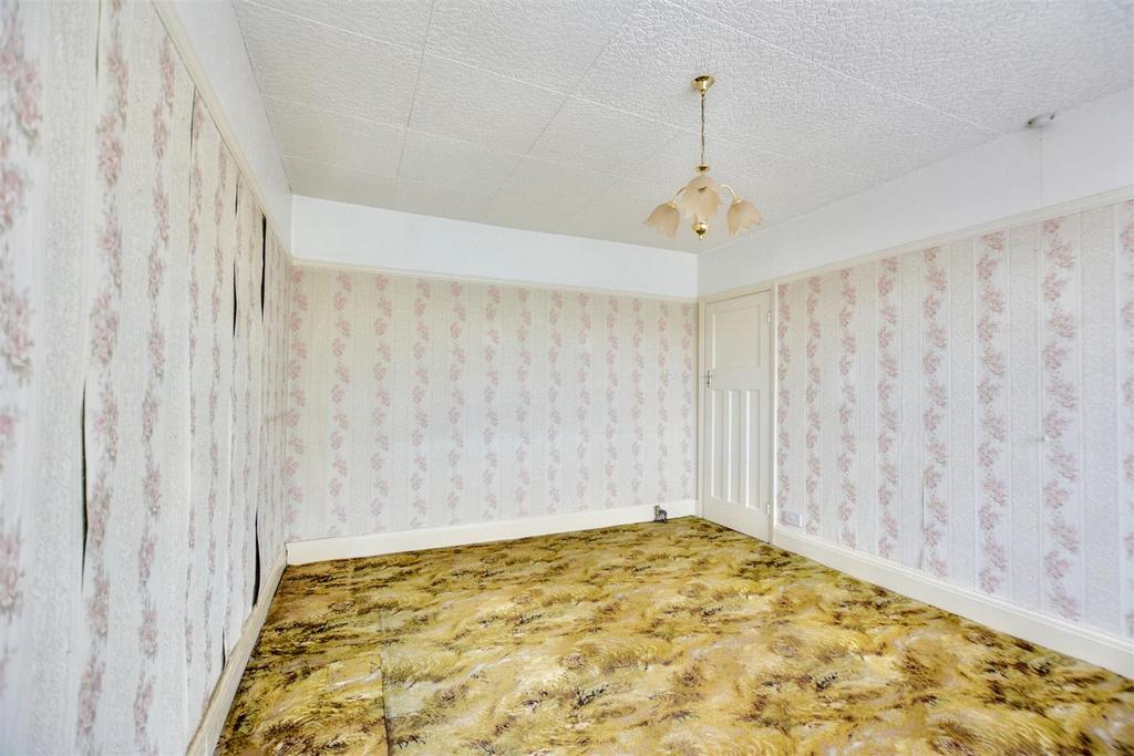 Bedroom 2 2.jpeg