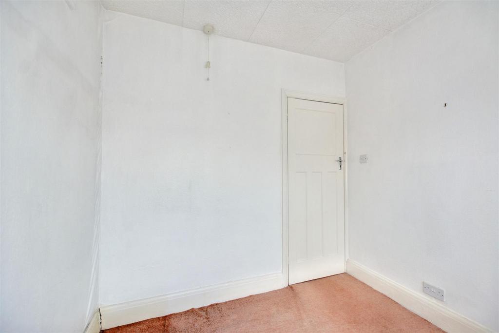 Bedroom 3 2.jpeg