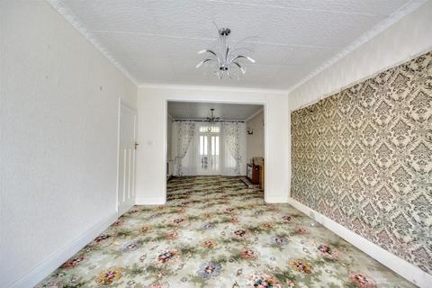 undefined, St. Leonards Drive, Nottingham