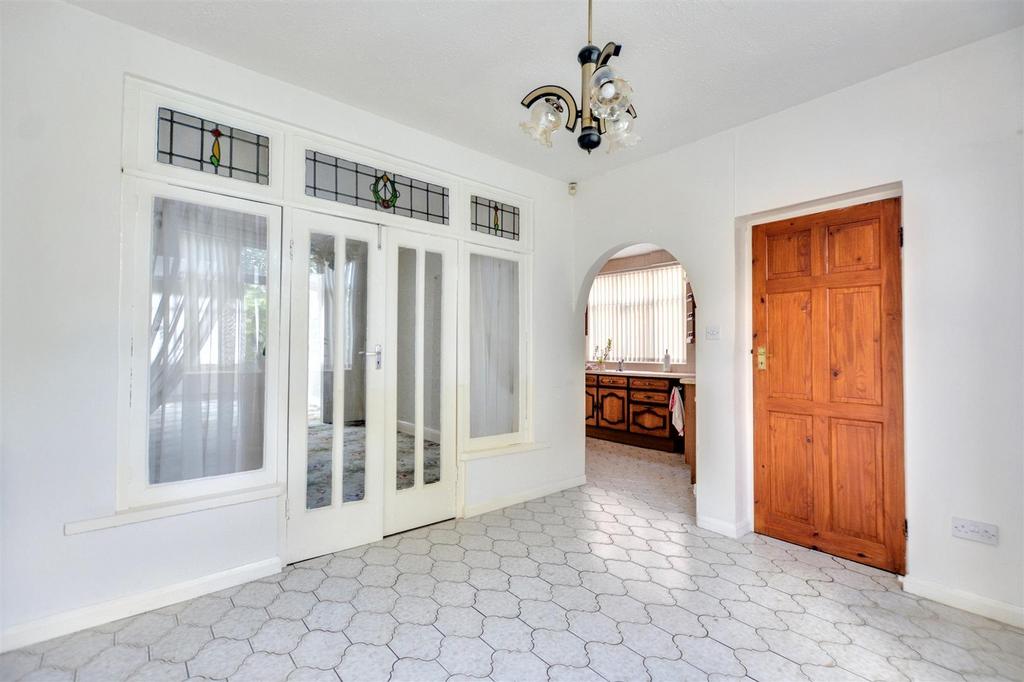 Sun Room 2.jpeg
