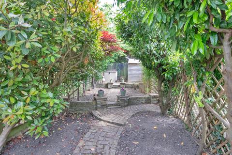 7 May Place, Sole Street, Gravesend, DA12 3AU