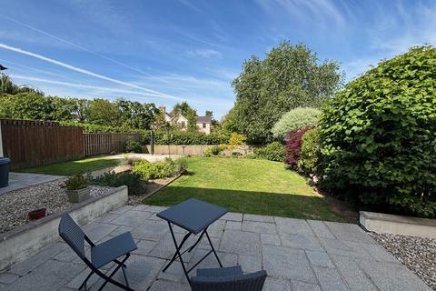 5 bedroom detached house for sale, Llys Pencrug, Llandeilo, Carmarthenshire.