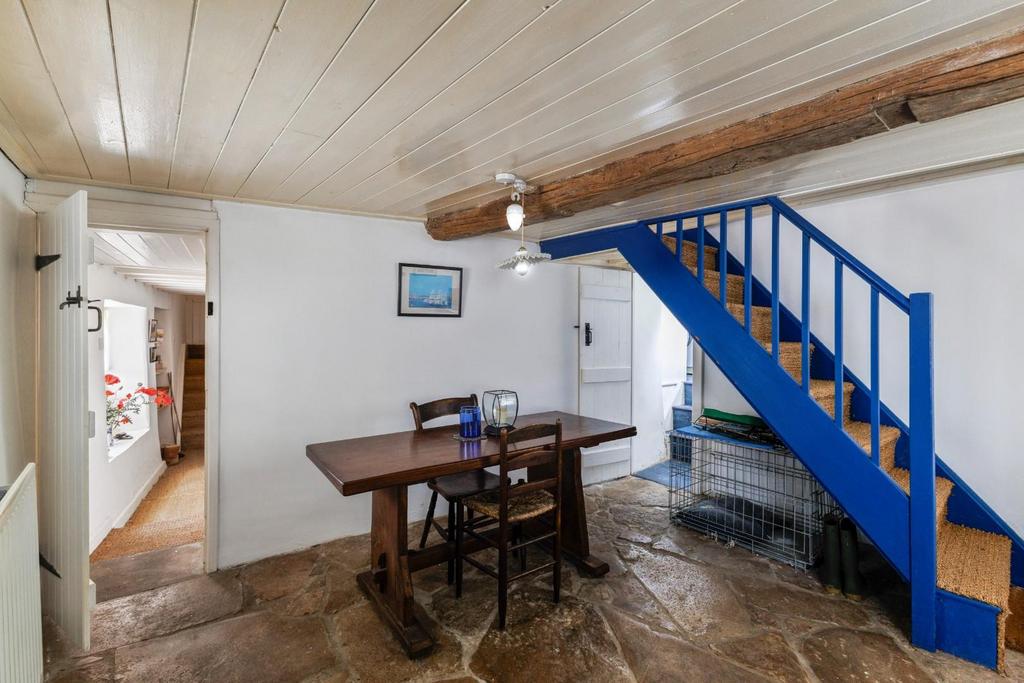 90810 Springside Cottage(9).jpg