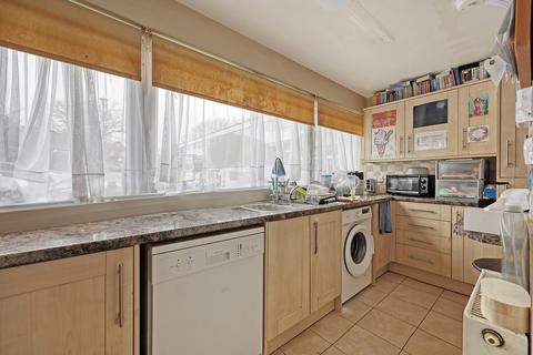 undefined, Chigwell IG7
