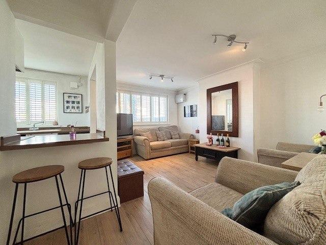 2 bedroom maisonette for sale