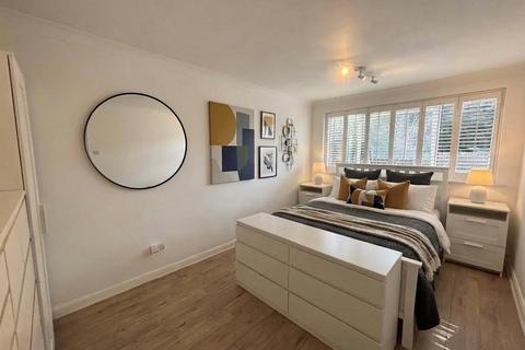 undefined, Rayleigh Road, Hutton, CM13 1PL