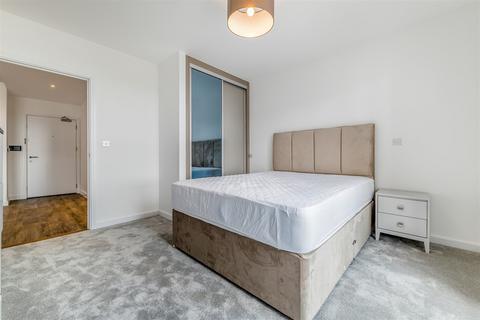 1 bedroom apartment to rent, 1 bed, 7th floor, Coot, The Halcyon in Fresh Wharf