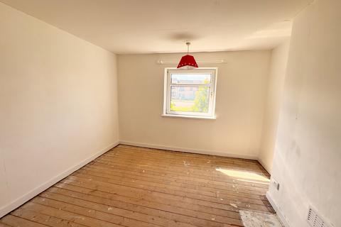 Flat 1/1, 16 Arnprior Quadrant, Glasgow, G45 9EY