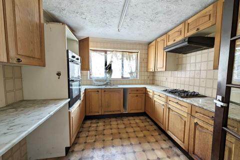 3 bedroom bungalow for sale, 28 Throopside Avenue, Bournemouth, Dorset, BH9 3NR