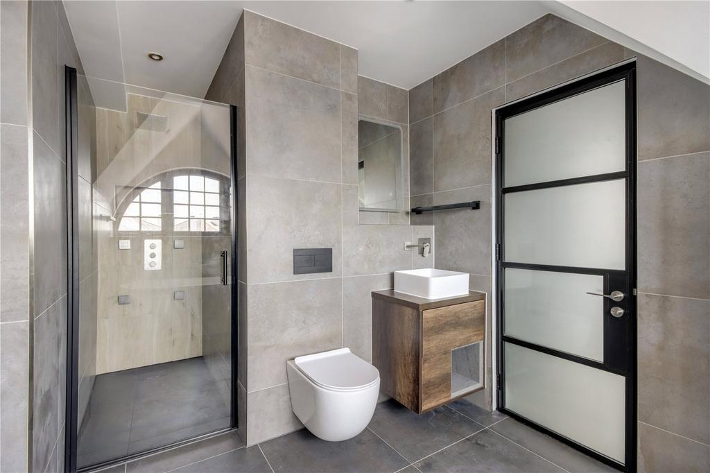 Apt 14 En Suite