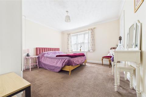 Flat 1, Southcote Lodge Burghfield Road, Reading, RG30 3NE
