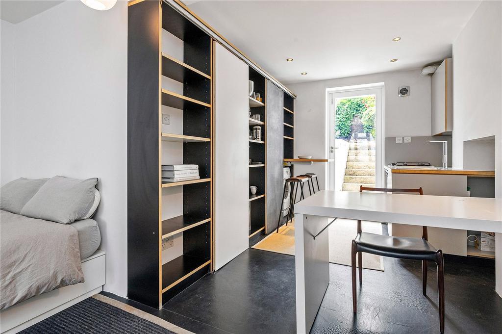 Studio/Kitchen