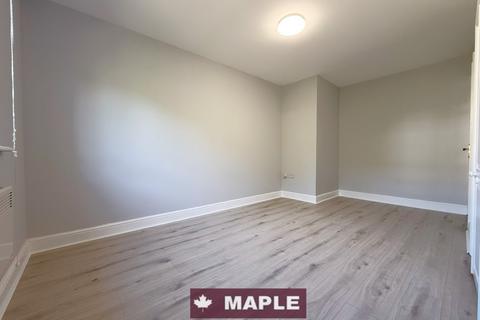 2 bedroom flat to rent, Robert House, Sovereign Place HA1