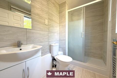 2 bedroom flat to rent, Robert House, Sovereign Place HA1