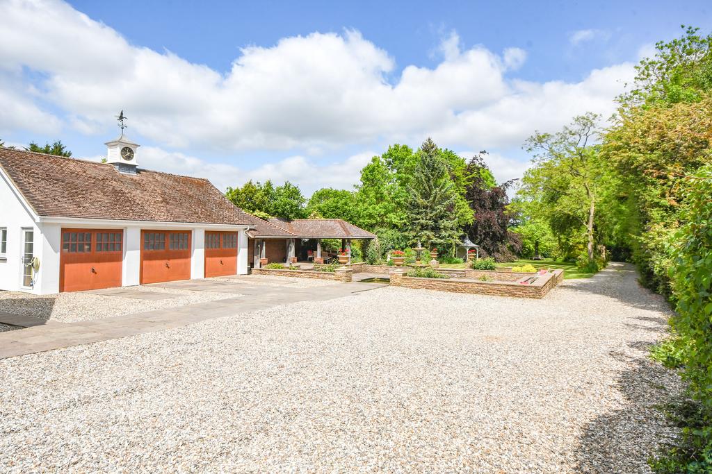 Triple Garage - Gym/Games Room