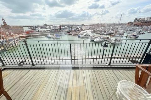1 bedroom apartment to rent, Harbour Parade, Ramsgate CT11