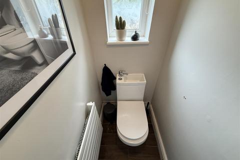 11 Heather Road, Heswall, Wirral, CH60 5SY
