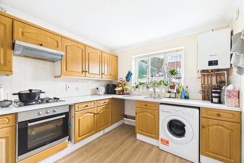 3 bedroom terraced house for sale, B Como Street, Romford RM7