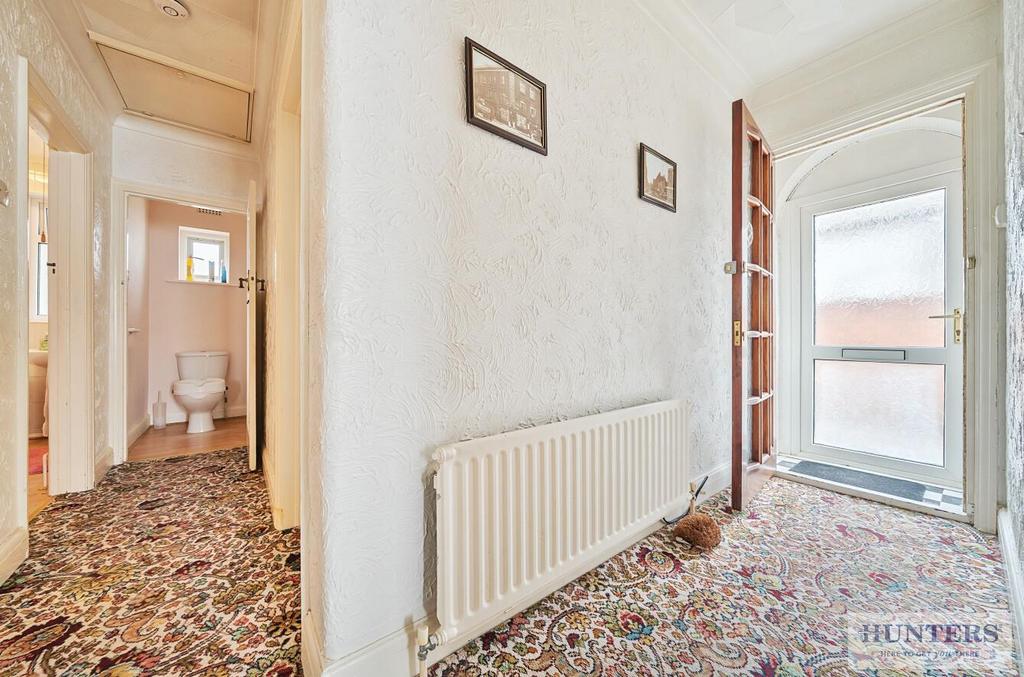 Hall/WC