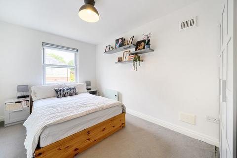 Flat C, 39 Updown Hill, Windlesham, GU20 6DL